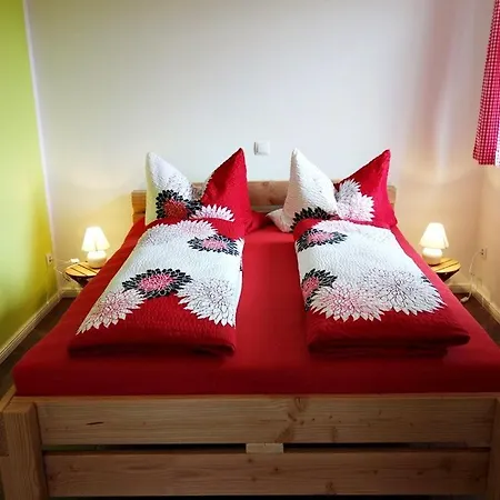 Ferienhaus Zur Fischerwurt 8 *